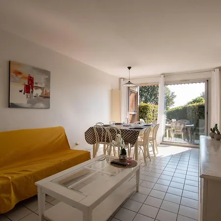 3 Pieces, 6 Couchages, Terrasse Vue Mer, Parking, Proche - Fr-1-825-36 * La Rochelle (Charente-Maritime)